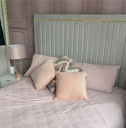 Border Strip Gold and Silver Bed Fine Class Beds